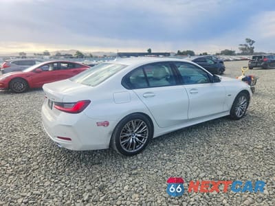 Trzecie zdjęcie samochodu z tyłu: 2023 BMW 330XE VIN:3MW39FS07P8D01610 - miniatura