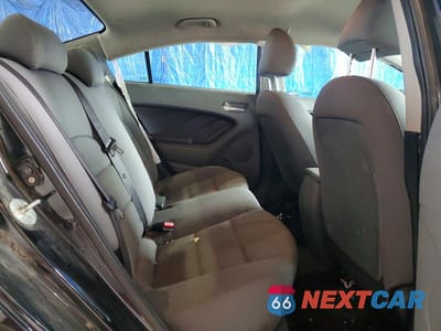 Zdjęcie 10 z 12 samochodu: 2017 KIA FORTE LX VIN:3KPFK4A70HE020839 - miniatura