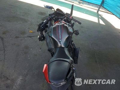 Zdjęcie 6 z 9 samochodu: 2022 KAWASAKI EX650 M VIN:ML5EXEM10NDA49438 - miniatura
