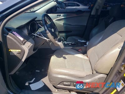 Zdjęcie 7 z 12 samochodu: 2013 HYUNDAI SONATA SE VIN:5NPEC4AC3DH522899 - miniatura