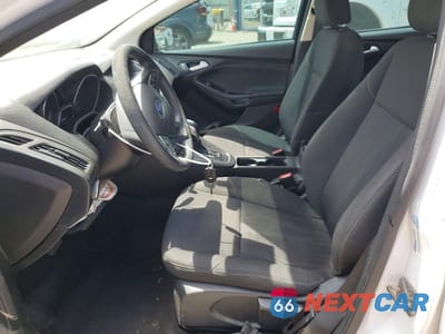 Zdjęcie 7 z 12 samochodu: 2016 FORD FOCUS SE VIN:1FADP3F27GL320163 - miniatura
