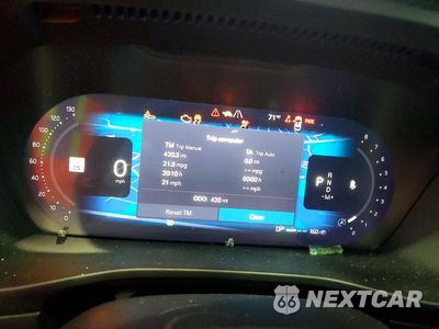 Zdjęcie 9 z 14 samochodu: 2026 VOLVO XC40 PLUS VIN:YV4L12UC6T2735551 - miniatura