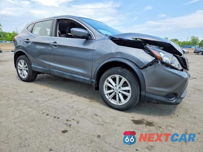 Czwarte zdjęcie samochodu z boku: 2018 NISSAN ROGUE SPORT S VIN:JN1BJ1CR6JW269093 - miniatura