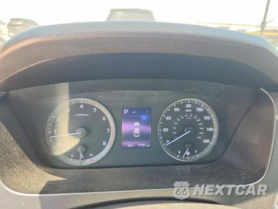 Zdjęcie 9 z 13 samochodu: 2017 HYUNDAI SONATA SE VIN:5NPE24AF4HH581379 - miniatura
