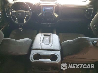 Zdjęcie 8 z 12 samochodu: 2021 CHEVROLET SILVERADO K1500 LT TRAIL BOSS VIN:1GCPYFED8MZ409161 - miniatura