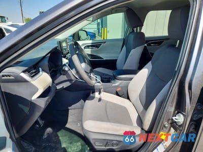 Zdjęcie 7 z 13 samochodu: 2021 TOYOTA RAV4 XLE VIN:4T3RWRFV2MU039056 - miniatura