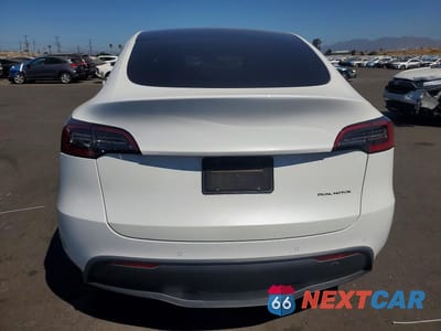 Zdjęcie 6 z 12 samochodu: 2022 TESLA MODEL Y VIN:7SAYGDEE5NF386307 - miniatura