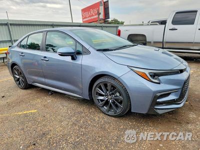 Czwarte zdjęcie samochodu z boku: 2023 TOYOTA COROLLA XSE VIN:5YFT4MCE5PP151755 - miniatura