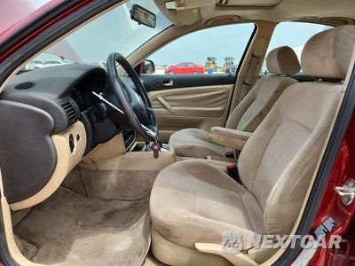 Zdjęcie 7 z 13 samochodu: 1998 VOLKSWAGEN PASSAT GLS VIN:WVWMA63B6WE389351 - miniatura