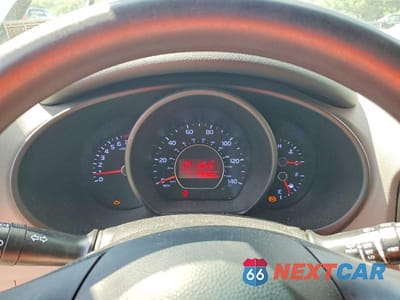 Zdjęcie 9 z 12 samochodu: 2016 KIA SOUL BASE VIN:KNDJN2A22G7284654 - miniatura