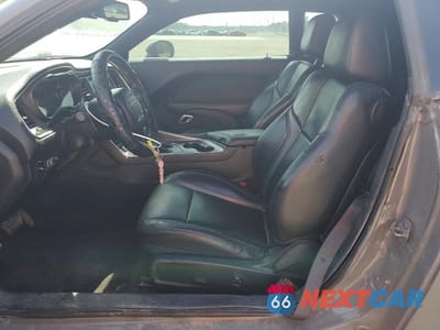 Zdjęcie 7 z 13 samochodu: 2018 DODGE CHALLENGER SXT VIN:2C3CDZAG3JH322215 - miniatura