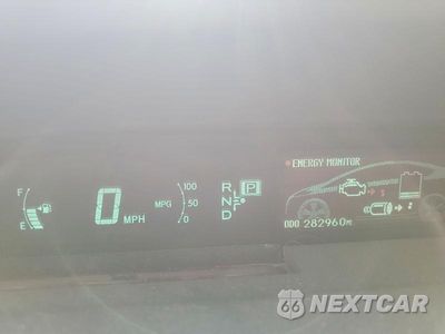 Zdjęcie 9 z 12 samochodu: 2010 TOYOTA PRIUS II VIN:JTDKN3DUXA0122911 - miniatura