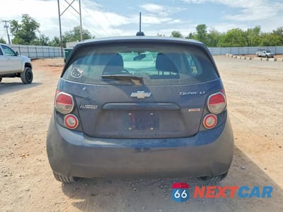Zdjęcie 6 z 12 samochodu: 2015 CHEVROLET SONIC LT VIN:1G1JC6SB8F4160909 - miniatura