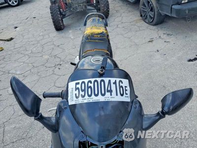 Piąte zdjęcie samochodu w środku: 2002 SUZUKI GSX600 F VIN:JS1GN79A422103752 - miniatura