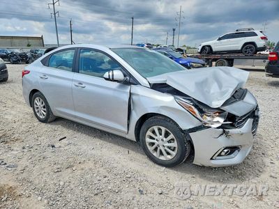 Czwarte zdjęcie samochodu z boku: 2021 HYUNDAI ACCENT SEL VIN:3KPC24A64ME150479 - miniatura