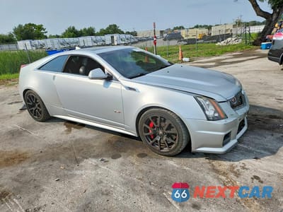 Czwarte zdjęcie samochodu z boku: 2013 CADILLAC CTS-V VIN:1G6DV1EP7D0155233 - miniatura