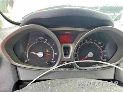 Zdjęcie 9 z 12 samochodu: 2012 FORD FIESTA SE VIN:3FADP4EJ4CM184582 - miniatura
