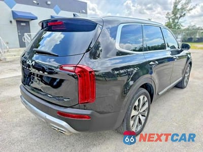 Trzecie zdjęcie samochodu z tyłu: 2022 KIA TELLURIDE S VIN:5XYP64HC4NG204790 - miniatura