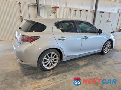 Trzecie zdjęcie samochodu z tyłu: 2011 LEXUS CT 200 VIN:JTHKD5BH8B2006602 - miniatura