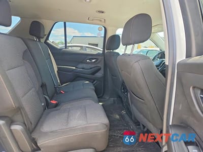 Zdjęcie 11 z 13 samochodu: 2019 CHEVROLET TRAVERSE LS VIN:1GNEVFKW4KJ294342 - miniatura