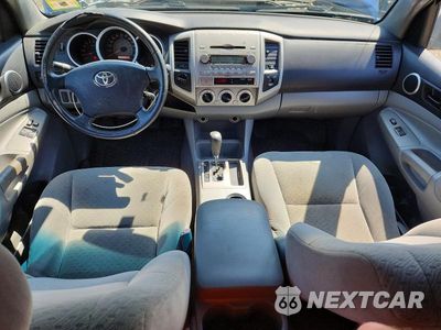 Zdjęcie 8 z 12 samochodu: 2008 TOYOTA TACOMA V6 VIN:5TEUU42N68Z513321 - miniatura
