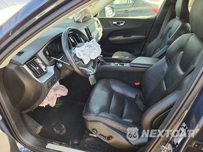Zdjęcie 7 z 12 samochodu: 2020 VOLVO XC60 T5 MOMENTUM VIN:YV4102RK7L1416286 - miniatura