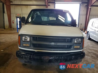 Piąte zdjęcie samochodu w środku: 1999 CHEVROLET EXPRESS G1500 VIN:1GCFG15W6X1098514 - miniatura