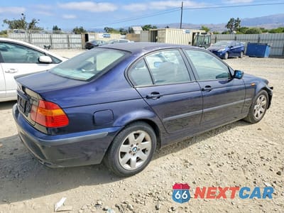 Trzecie zdjęcie samochodu z tyłu: 2002 BMW 325 I VIN:WBAEV33472KL68736 - miniatura