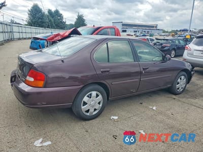 Trzecie zdjęcie samochodu z tyłu: 1998 NISSAN ALTIMA XE VIN:1N4DL01D2WC206234 - miniatura