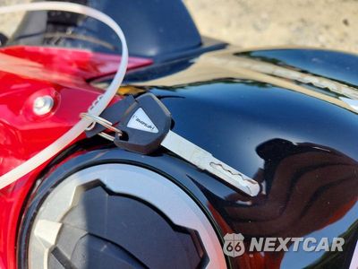 Zdjęcie 8 z 9 samochodu: 2024 KAWASAKI ER650 N VIN:ML5EREN15RDAD2564 - miniatura