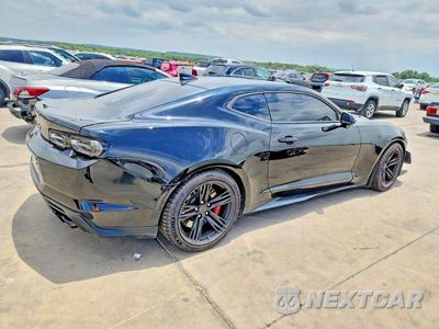 Trzecie zdjęcie samochodu z tyłu: 2019 CHEVROLET CAMARO ZL1 VIN:1G1FJ1R64K0142061 - miniatura
