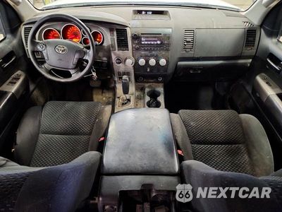 Zdjęcie 8 z 12 samochodu: 2011 TOYOTA TUNDRA DOUBLE CAB SR5 VIN:5TFUY5F13BX202820 - miniatura