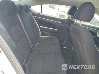 Zdjęcie 10 z 12 samochodu: 2019 HYUNDAI ELANTRA SEL VIN:5NPD84LF3KH450376 - miniatura