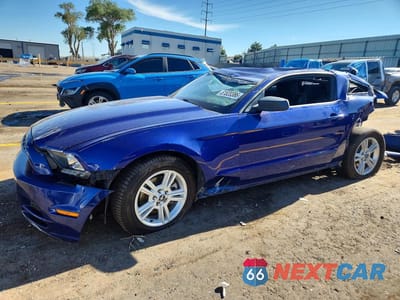 2014 FORD MUSTANG 1ZVBP8AM7E5294671 - główne zdjęcie licytacji z USA - miniatura