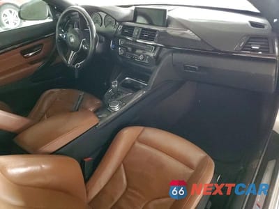 Zdjęcie 8 z 12 samochodu: 2015 BMW M4 VIN:WBS3R9C58FK335110 - miniatura