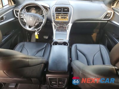 Zdjęcie 8 z 13 samochodu: 2018 LINCOLN MKX PREMIERE VIN:2LMPJ8JR5JBL13116 - miniatura