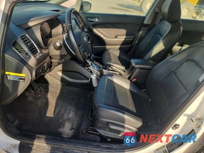 Zdjęcie 7 z 12 samochodu: 2017 KIA FORTE EX VIN:3KPFL4A81HE128540 - miniatura