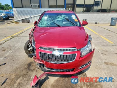 Piąte zdjęcie samochodu w środku: 2014 CHEVROLET CRUZE VIN:1G1PE5SB7E7422382 - miniatura