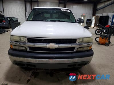 Piąte zdjęcie samochodu w środku: 2003 CHEVROLET SUBURBAN K1500 VIN:3GNFK16Z43G179229 - miniatura