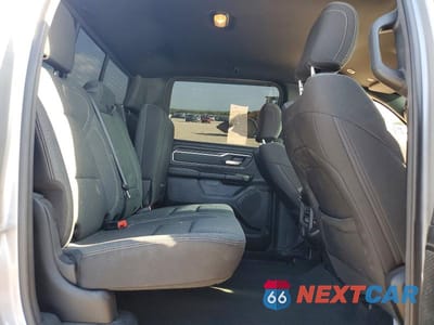 Zdjęcie 10 z 12 samochodu: 2021 RAM 1500 BIG HORN/LONE STAR VIN:1C6SRFFT3MN598393 - miniatura