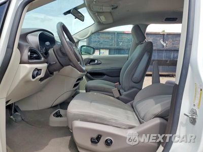 Zdjęcie 7 z 13 samochodu: 2019 CHRYSLER PACIFICA TOURING VIN:2C4RC1DG7KR559601 - miniatura