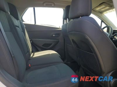 Zdjęcie 10 z 12 samochodu: 2017 CHEVROLET TRAX LS VIN:3GNCJKSB4HL270522 - miniatura