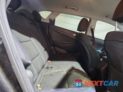 Zdjęcie 11 z 13 samochodu: 2019 HYUNDAI TUCSON VALUE VIN:KM8J3CA41KU045650 - miniatura