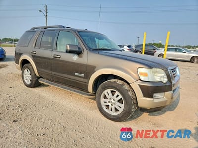 Czwarte zdjęcie samochodu z boku: 2008 FORD EXPLORER EDDIE BAUER VIN:1FMEU74E48UA43989 - miniatura