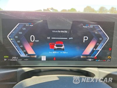 Zdjęcie 9 z 12 samochodu: 2026 BMW 330I VIN:3MW69CW00T8G12909 - miniatura