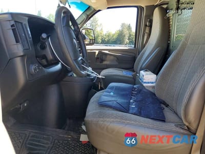 Zdjęcie 7 z 12 samochodu: 2015 GMC SAVANA 2500 CARGO DELIVERY VAN VIN:1GTW7FCF4F1907250 - miniatura