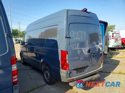 Drugie zdjęcie samochodu z przodu: 2019 MERCEDES-BENZ SPRINTER 2500/3500 DELIVERY VAN VIN:WD4PF0CD7KP099279 - miniatura