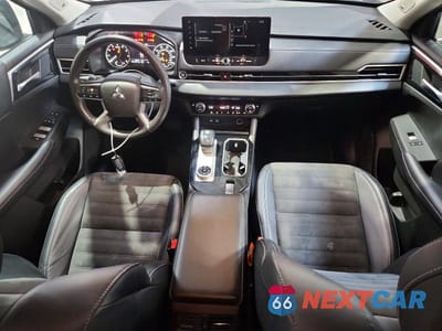 Zdjęcie 8 z 13 samochodu: 2025 MITSUBISHI OUTLANDER SE VIN:JA4J4VA85SZ036804 - miniatura