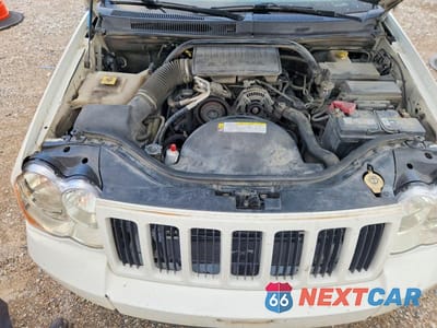 Zdjęcie 11 z 12 samochodu: 2009 JEEP GRAND CHEROKEE LAREDO VIN:1J8GS48KX9C512634 - miniatura
