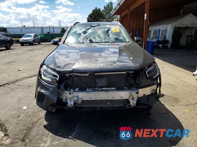 Piąte zdjęcie samochodu w środku: 2021 MERCEDES-BENZ GLC 300 4MATIC VIN:W1N0G8EB5MV323739 - miniatura